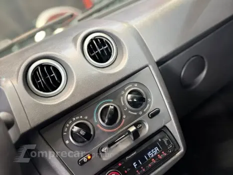 CELTA - 1.0 MPFI VHCE SPIRIT 8V 4P MANUAL