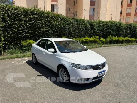 Kia CERATO 1.6 EX3 Sedan 16V 4 portas