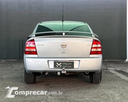 ASTRA 2.0 MPFI Advantage 8V