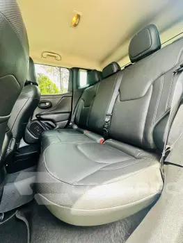 RENEGADE 1.8 16V Longitude