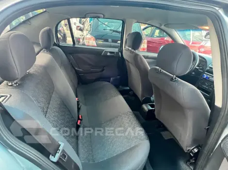 ASTRA 2.0 MPFI Advantage Sedan 8V