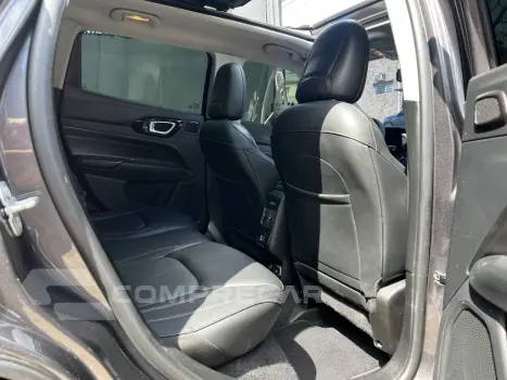 COMPASS LIMITED T270 1.3 TB 4x2 Flex Aut