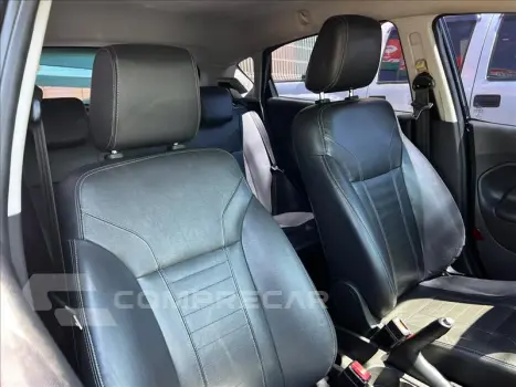 FIESTA 1.6 Titanium Hatch 16V