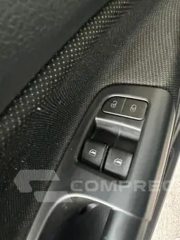 VOYAGE 1.0 12V MPI TOTALFLEX 4P MANUAL