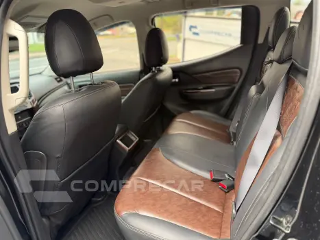 L200 Triton 2.4 16V Turbo Diesel Sport Hpe-S Terra Cd 4P 4X4