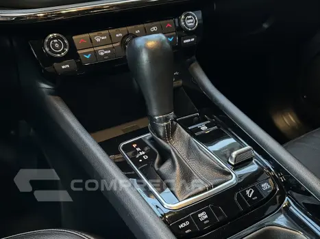 COMPASS 2.0 TD350 TURBO DIESEL LIMITED AT9