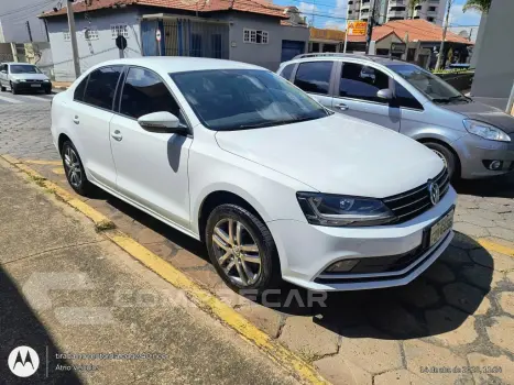 JETTA Comfortline 1.4 TSI 16V 4p Aut.