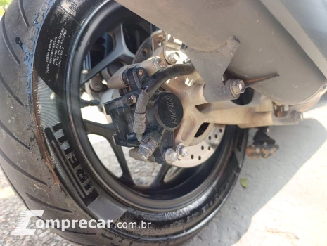 PCX 160 DLX