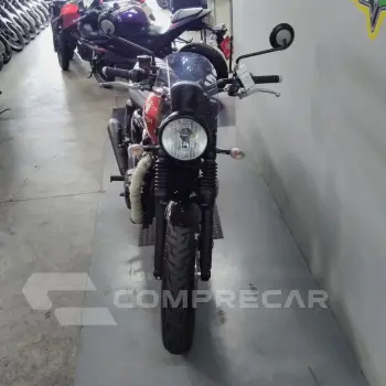 STREET TWIN 900