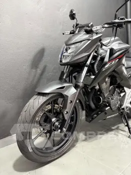 CB 300 F TWISTER CBS