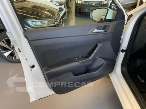 Virtus 1.0 4P 200 TSI FLEX HIGHLINE AUTOMÁTICO