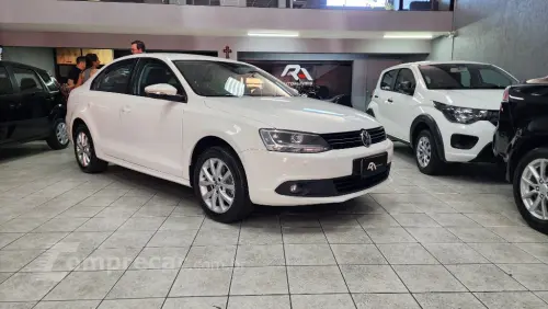Volkswagen JETTA Comfortline 2.0 T.Flex 8V 4p Tipt. 4 portas