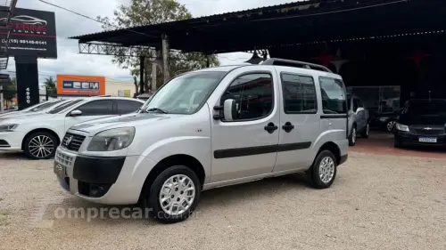 Fiat Doblo 1.8 16V 4P FLEX ESSENCE 7 LUGARES 5 portas