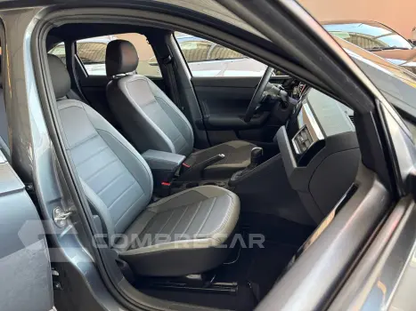 Nivus Highline 1.0 200 TSI Flex Aut.