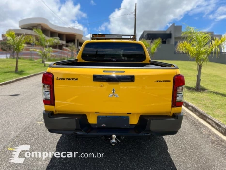 L200 TRITON 2.4 16V TURBO DIESEL SPORT SAVANA CD 4P 4X4 AUTO