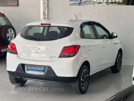 Onix Hatch 1.4 4P FLEX LT