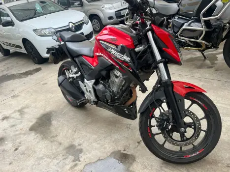 CB300F TWISTER CBS