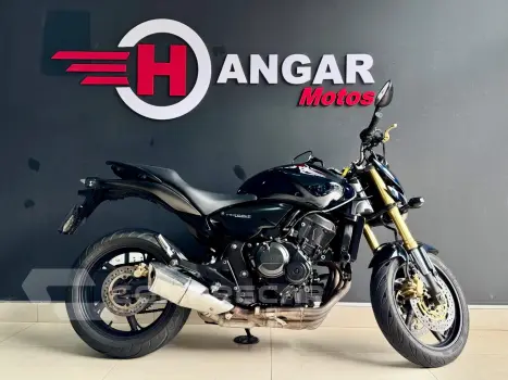 HONDA CB 600F HORNET