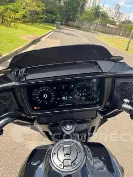 STREET GLIDE ESPECIAL