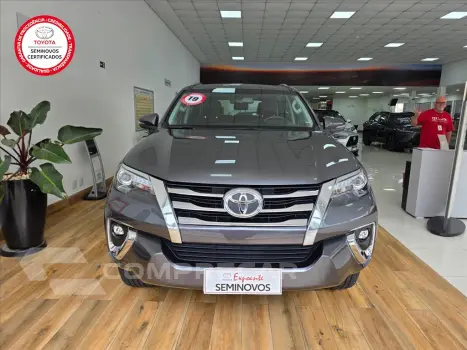 HILUX SW4 2.8 SRX 4X4 7 LUGARES 16V TURBO INTERCO
