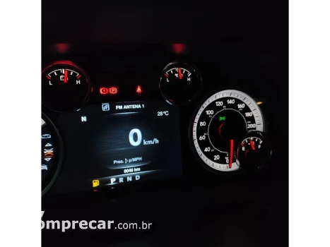 CLASSIC 5.7 V8 GASOLINA LARAMIE NIGHT EDITION CD 4X4 AUTOMÁT