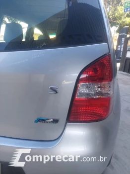 Livina S