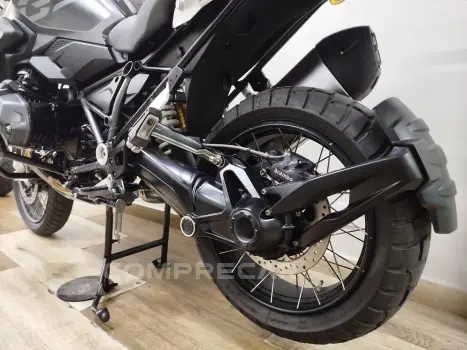 R 1250 GS TRIPLE BLACK