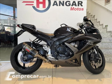 SUZUKI GSX-R 750
