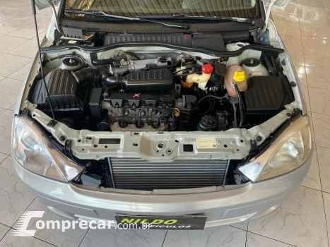 CORSA 1.8 MPFI Maxx Sedan 8V
