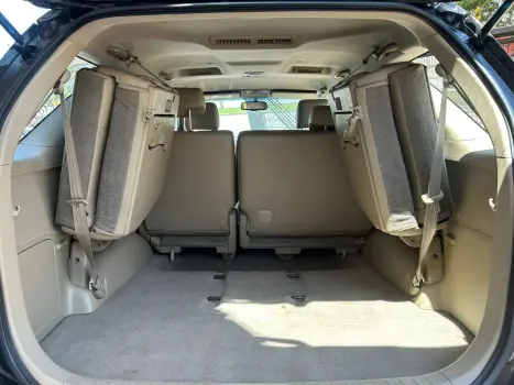 Hilux SW4 SRV D4-D 4x4 3.0 TDI Dies. Aut