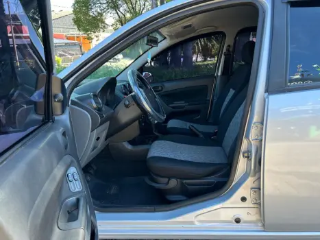 Fiesta Sedan 1.0 8V Flex 4p