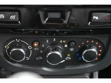 DUSTER - 1.6 DYNAMIQUE 4X2 16V 4P MANUAL