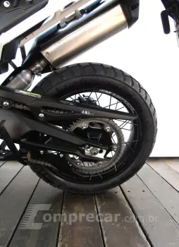 TRIUMPH TIGER 900 RALLY