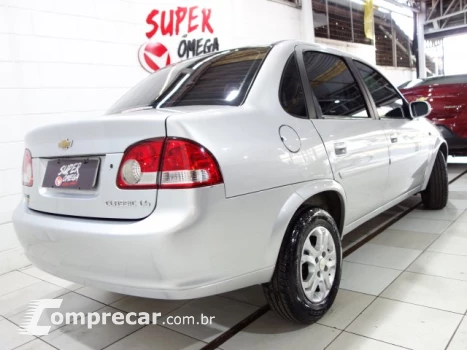 CLASSIC - 1.0 MPFI LS 8V 4P MANUAL