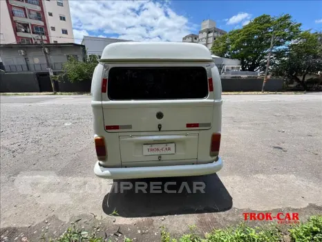 KOMBI 1.6 MI STD Lotação 8V