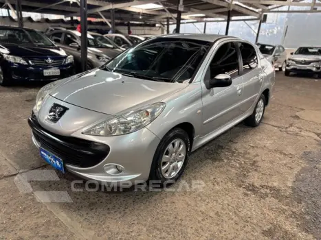 PEUGEOT 207 1.4 XR PASSION 8V FLEX 4P MANUAL 4 portas