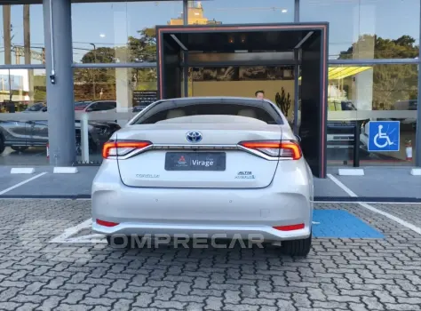 COROLLA 1.8 VVT-I Hybrid Altis Premium