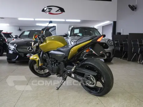 CB 600F HORNET
