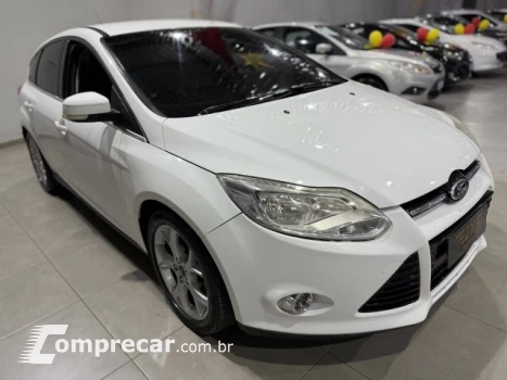 FOCUS HATCH - 2.0 TITANIUM 16V 4P POWERSHIFT