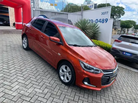 ONIX HATCH PREM. 1.0 12V TB Flex 5p Aut.