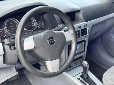 VECTRA 2.0 MPFI ELEGANCE 8V FLEX 4P AUTOMÁTICO
