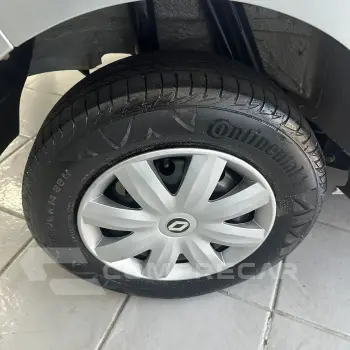 SANDERO Authentique Hi-Flex 1.0 16V 5p