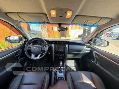 HILUX SW4 SRV 4X2 2.7 FLEX 16V AUT