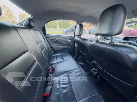 Etios Sedan 1.5 16V 4P FLEX XLS