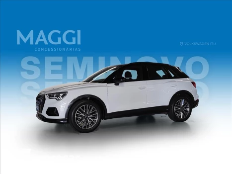 Audi Q3 1.4 35 TFSI Black S Tronic 4 portas