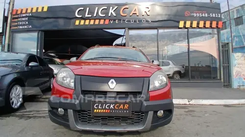Renault SANDERO 4 portas