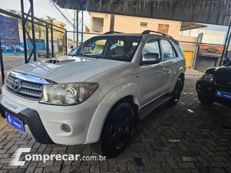 HILUX SW4 3.0 SRV 4X4 7 Lugares 16V Turbo Intercooler