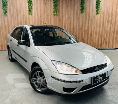 FOCUS 1.6 GLX Sedan 16V