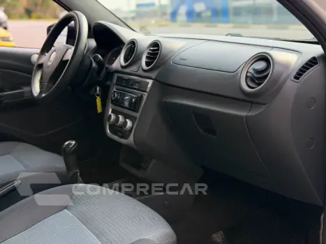 Gol City (Trend)/Titan 1.0 T. Flex 8V 4p
