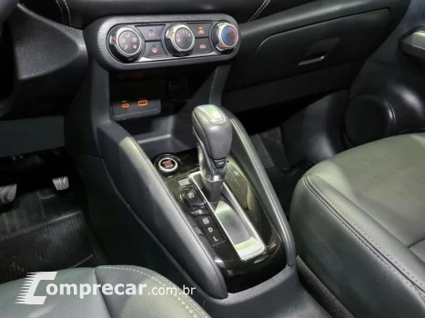 KICKS ADVANCE CVT